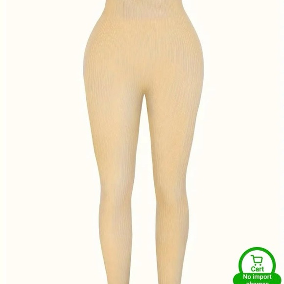 Black Ribbed Yoga Set - Picture 9 of 9